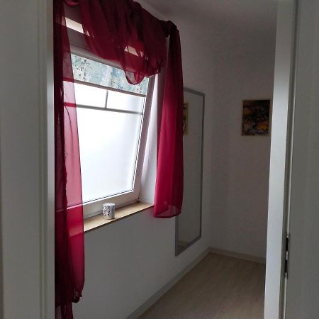 Exklusive Fewo Papenburg Mit Terrasse & Beheiztem Wintergarten 帕彭堡 外观 照片