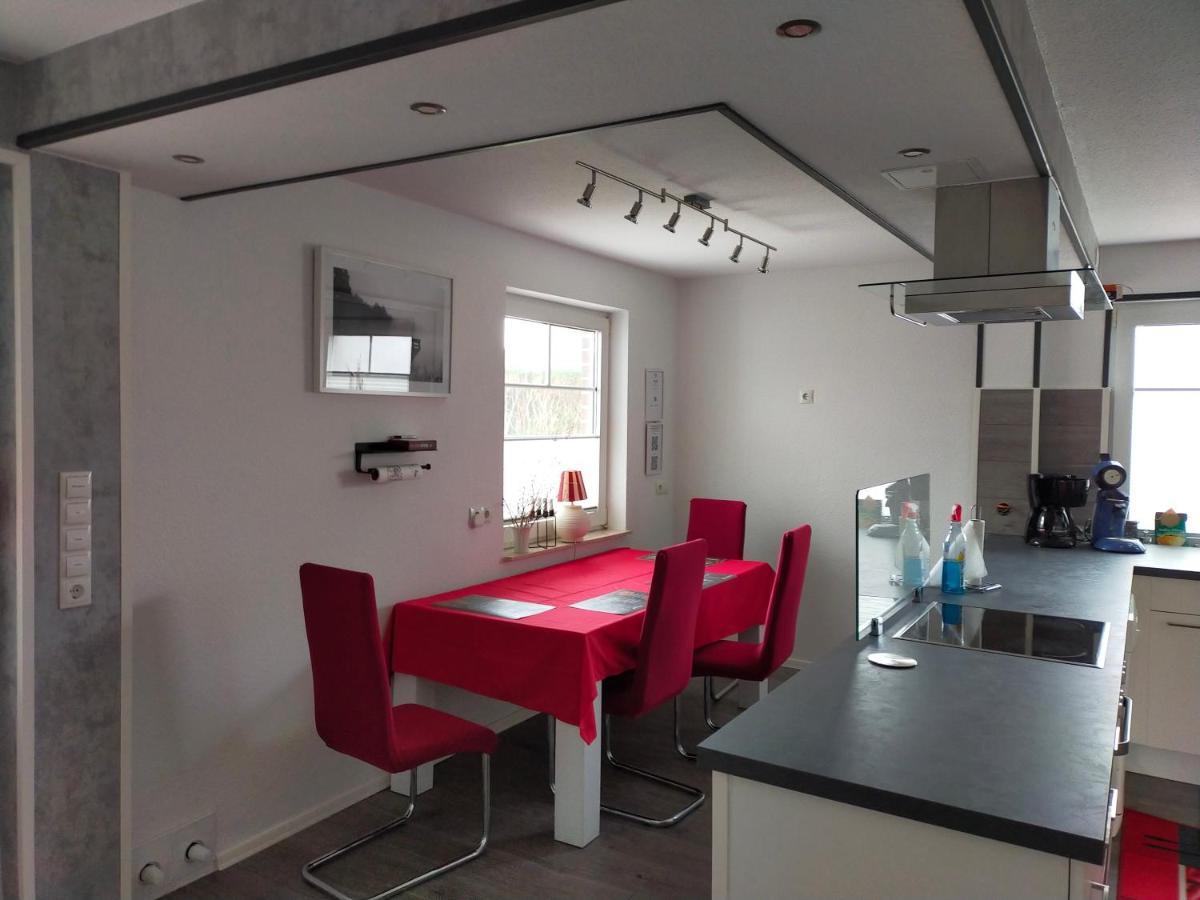 Exklusive Fewo Papenburg Mit Terrasse & Beheiztem Wintergarten 帕彭堡 外观 照片