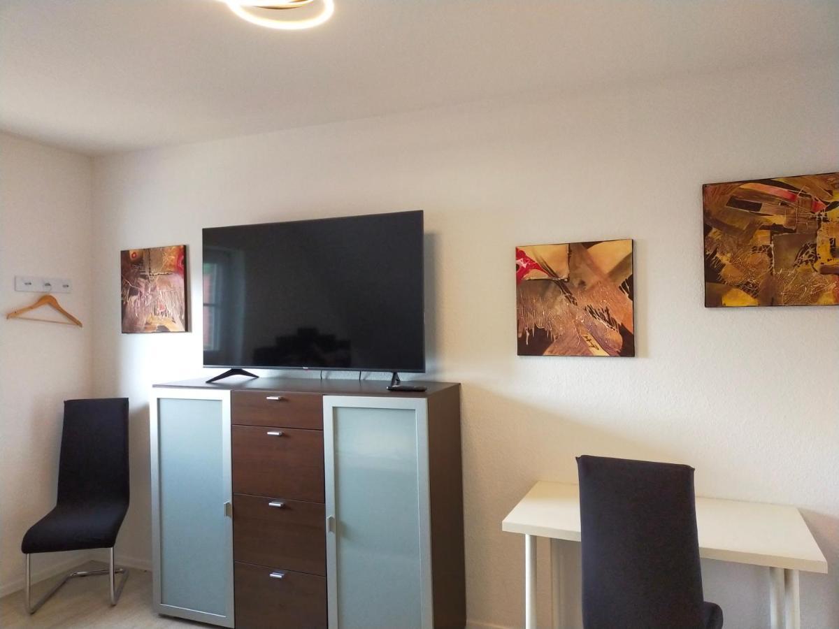 Exklusive Fewo Papenburg Mit Terrasse & Beheiztem Wintergarten 帕彭堡 外观 照片