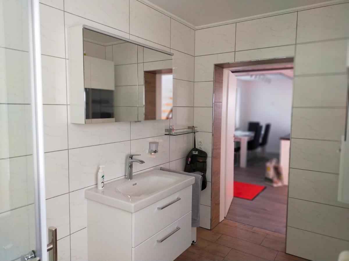 Exklusive Fewo Papenburg Mit Terrasse & Beheiztem Wintergarten 帕彭堡 外观 照片